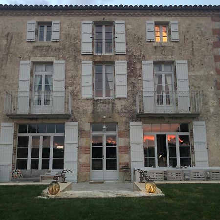 B&B La Mirande De Saint-Clar Buitenkant foto