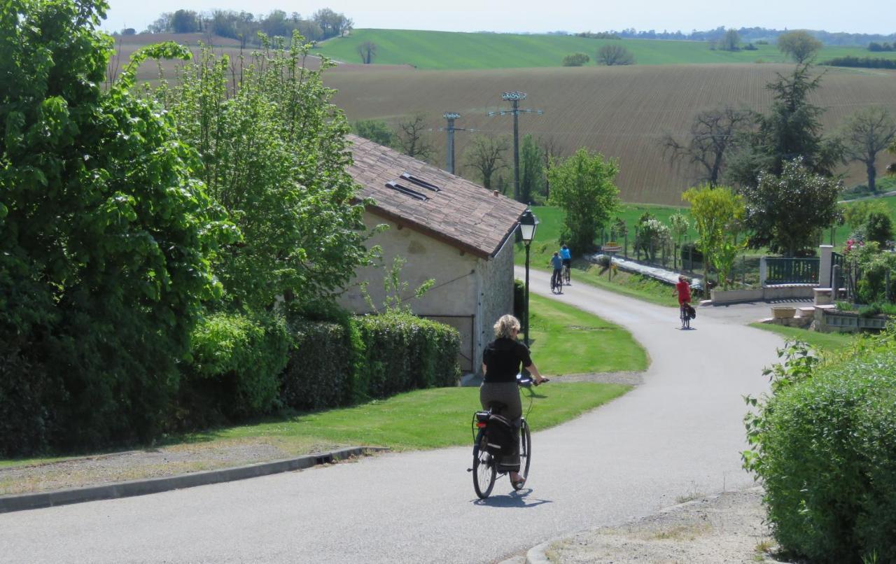 B&B La Mirande De Saint-Clar Buitenkant foto