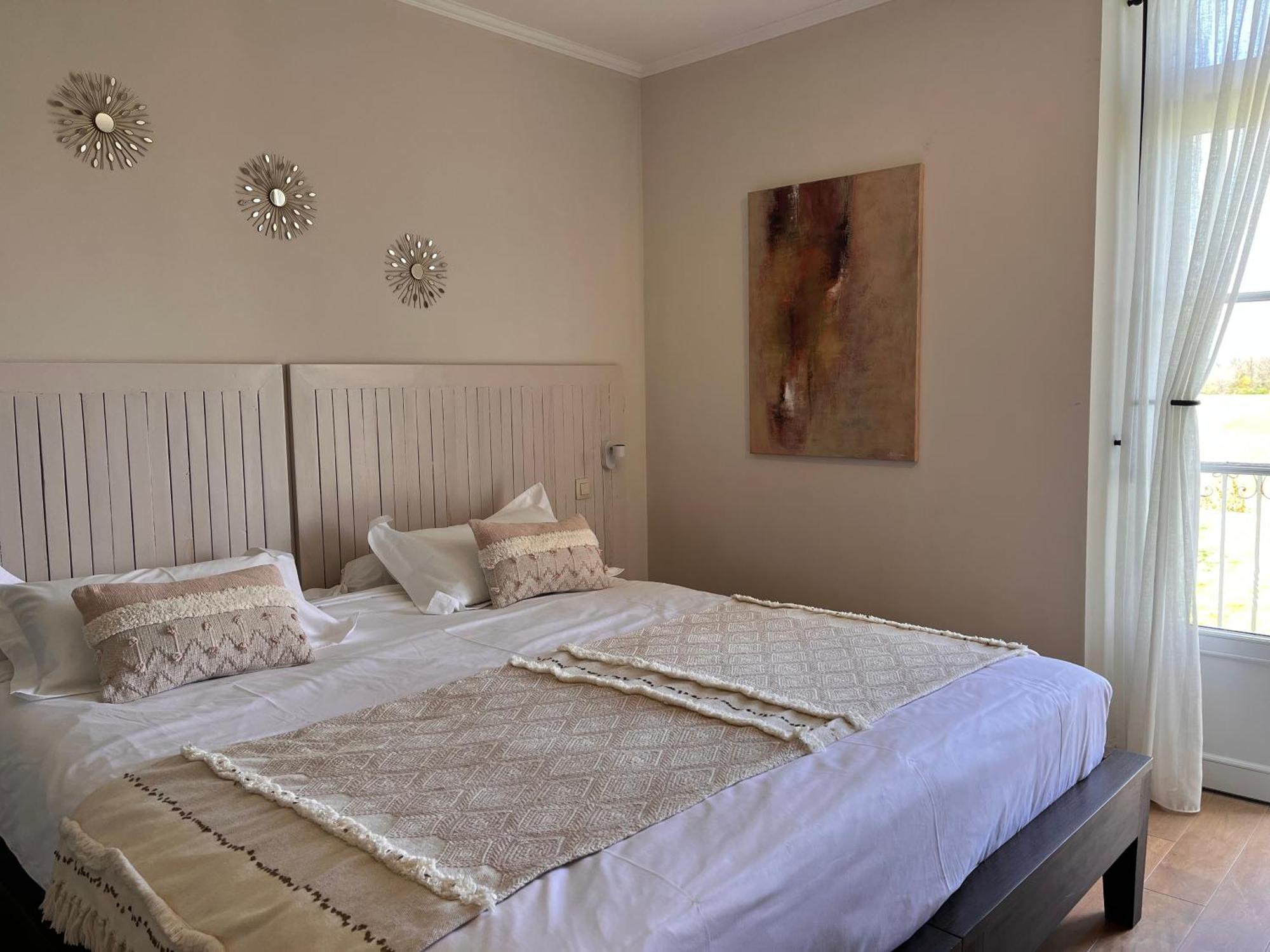 B&B La Mirande De Saint-Clar Buitenkant foto