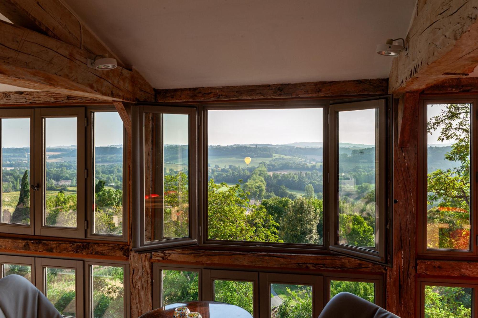 B&B La Mirande De Saint-Clar Buitenkant foto